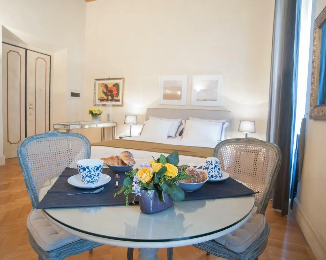 Apartment Via Farina Rome Italie